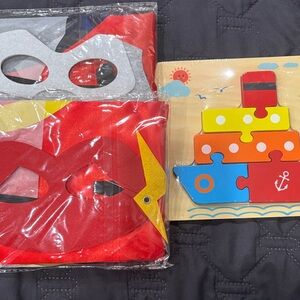 Red and Yellow Superhero Costume Set/cute boat puzzle